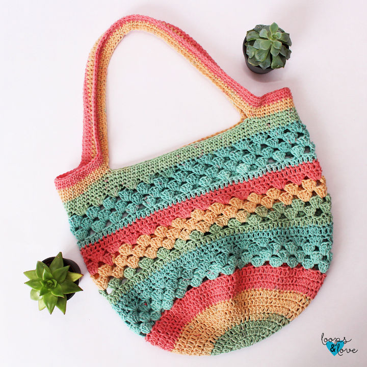 Crochet Diamond Tote - Free Crochet Pattern Loops & Love Crochet